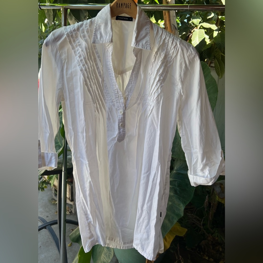 Rampage Women's Classic White Blouse